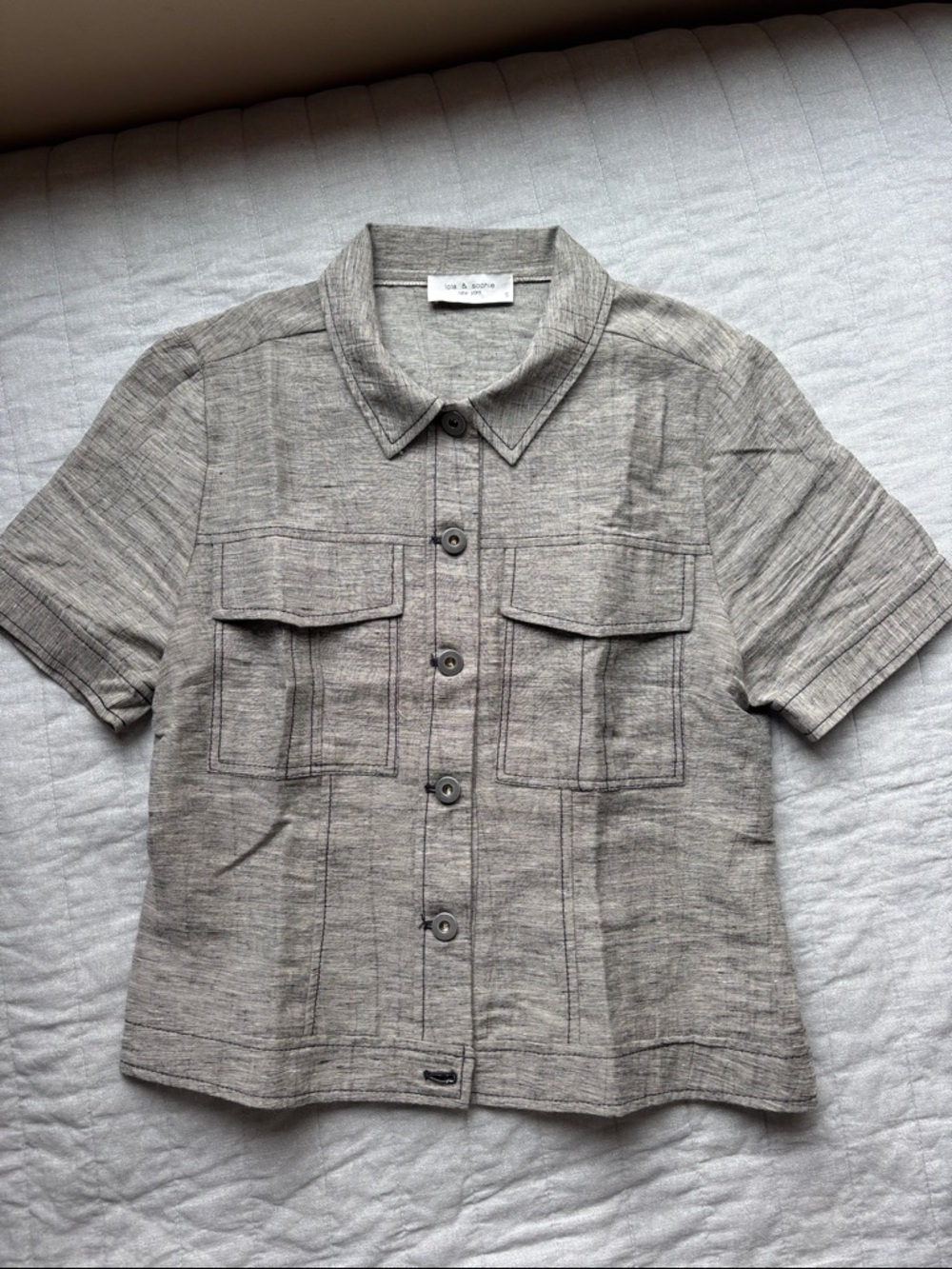 Lola & Sophie Short-Sleeve Button Front Linen Top in Heathered Light Gray